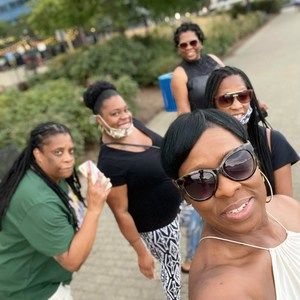 Meet your Posher, Bernice